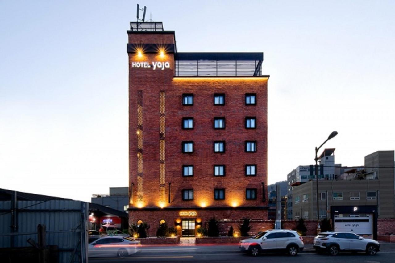 Hotel Yaja Gimhae Dış mekan fotoğraf