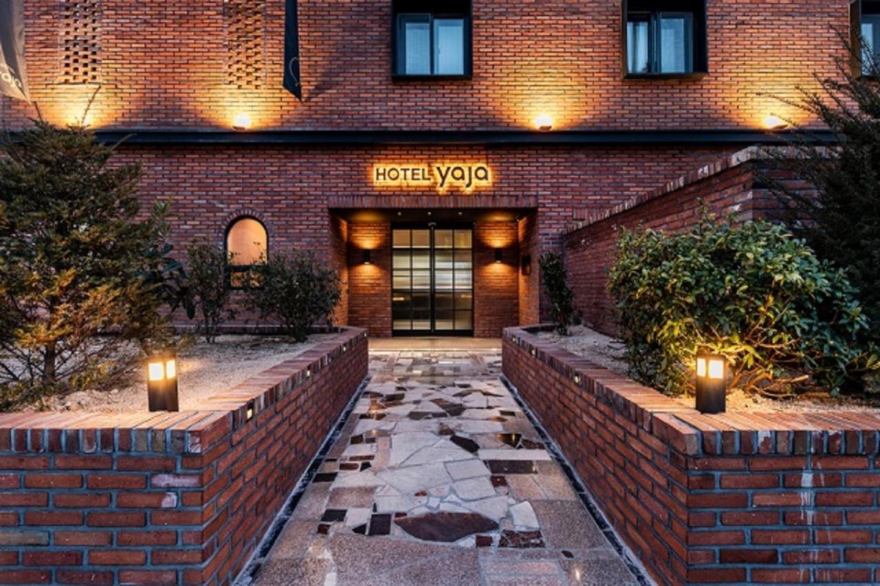 Hotel Yaja Gimhae Dış mekan fotoğraf