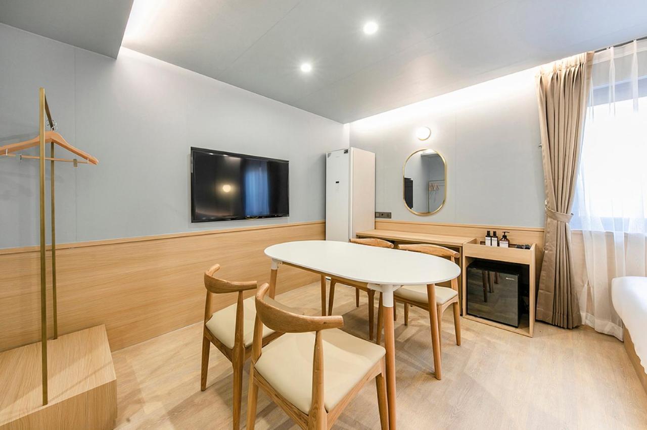 Hotel Yaja Gimhae Dış mekan fotoğraf
